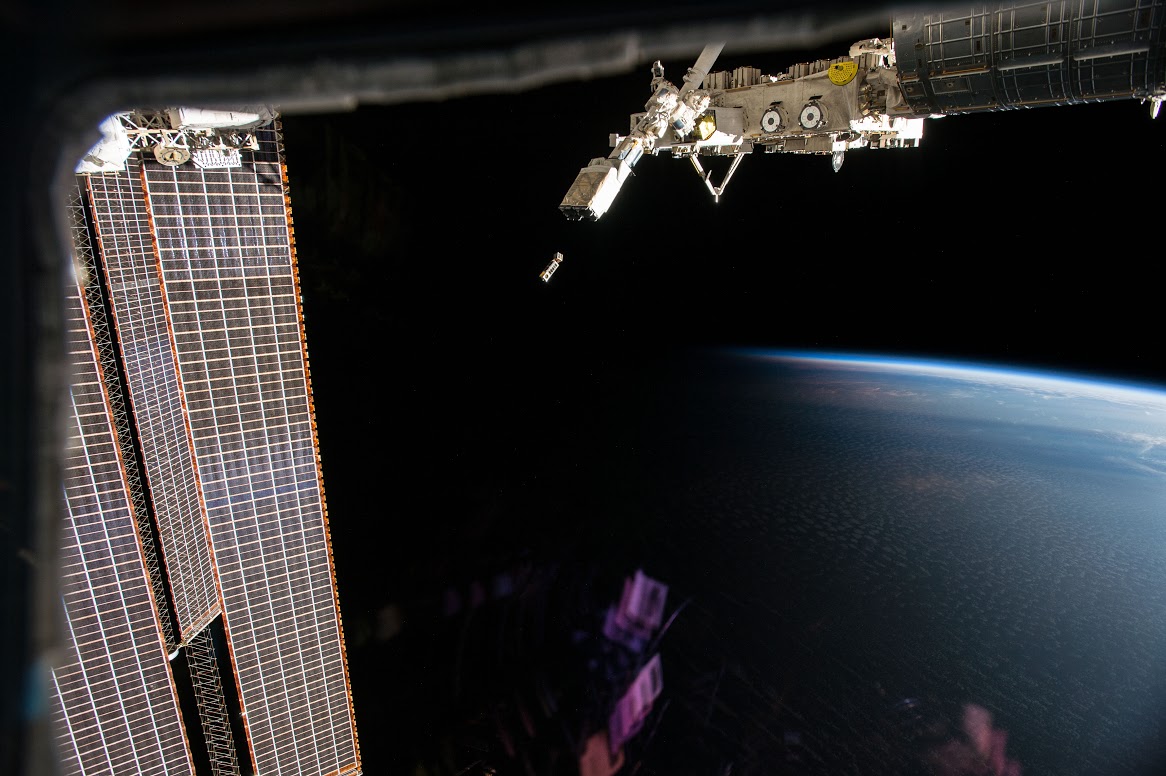 iss042e296555.jpg